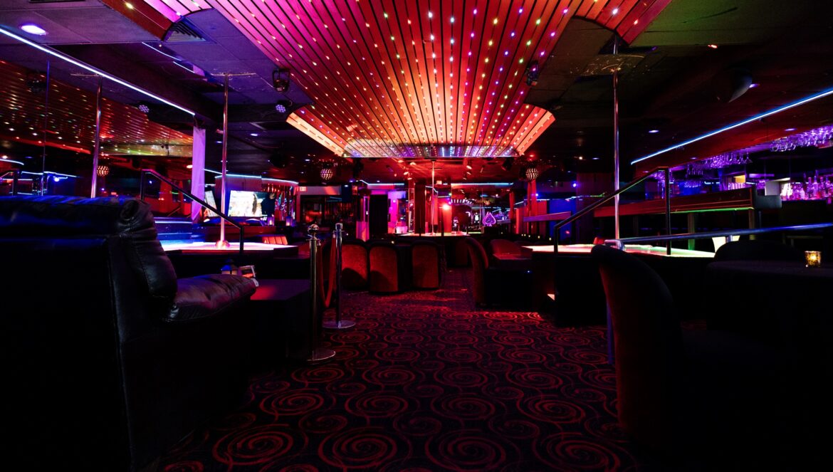 PonyPensacola-WS-Int-front-crop (Copy)