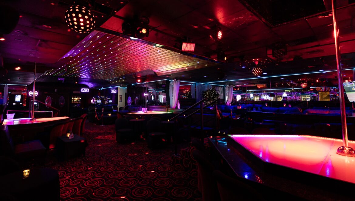 PonyPensacola-WS-Int-rear_darker (Copy)